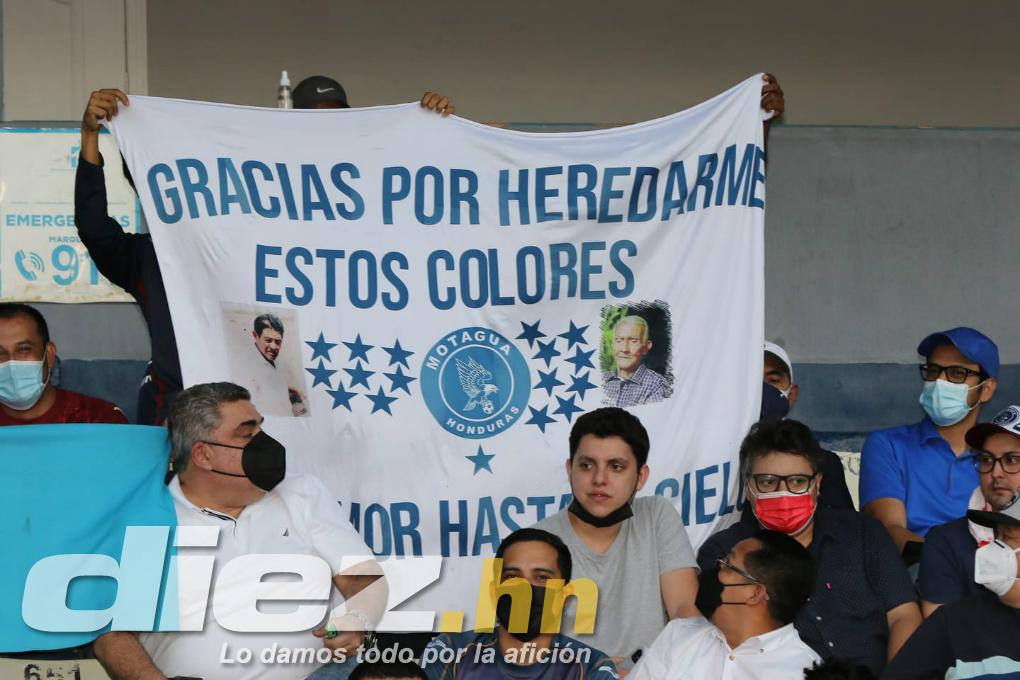 FOTOS: La tristeza de Diego Vázquez rumbo al camerino, las agresiones a jugadores chapines y la chica motagüense que hizo explotar el palco