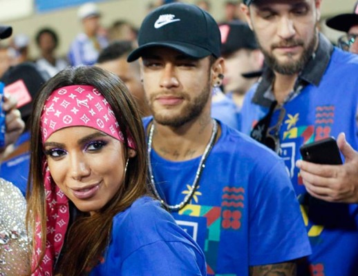 Famosa cantante desvela su 'encuentro' con Neymar y asegura que sigue amando a Maluma