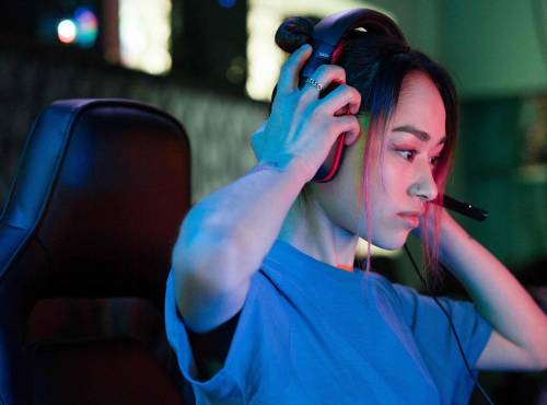 Un buen headset es parte fundamental para una tarde de juegos.