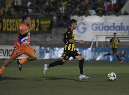 ¡Real España y Lobos UPN se van empatados sin goles para definir el semifinalista en la vuelta del repechaje!