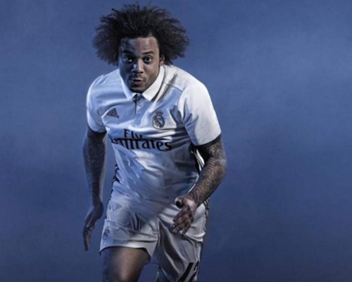 Real Madrid presenta su nueva equipación para la temporada2016-17