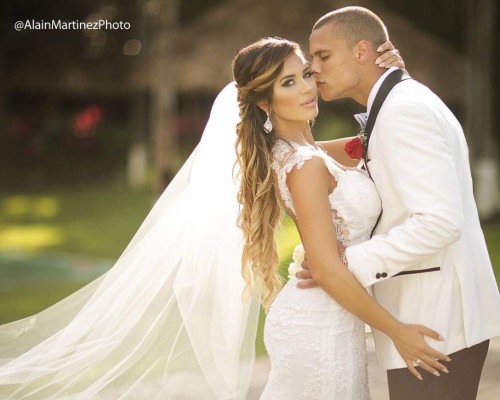 Rachel Bush, la chica de los 'hot selfies' que rechazó a LeBron se casa con otro crack