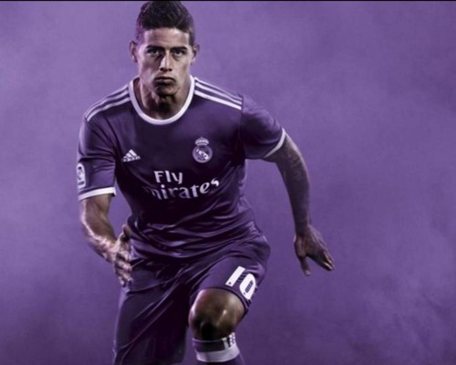 Real Madrid presenta su nueva equipación para la temporada2016-17