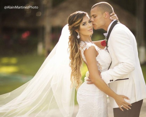 Rachel Bush, la chica de los 'hot selfies' que rechazó a LeBron se casa con otro crack