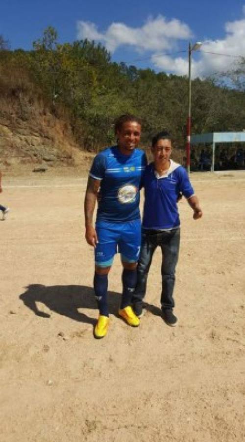 'Pando' Ramírez, de vestir la camisa de la selección de Guatemala a jugar partidos de exhibición