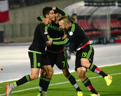 Imágenes del partidazo entre Chile-México