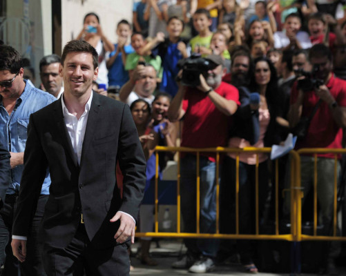 Messi declara ante juez de Barcelona en caso de supuesto fraude.