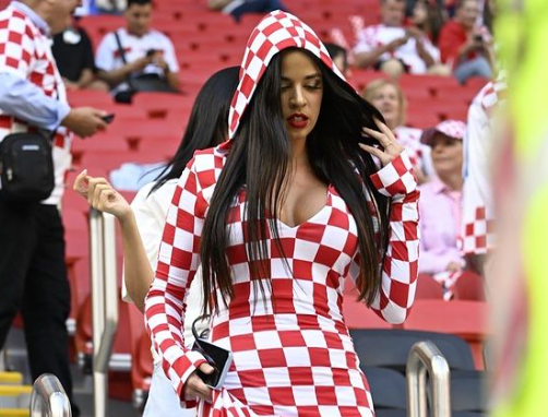 Así es la infartante modelo croata que desafía las normas de Qatar en el Mundial: ‘‘Esto es un desastre’’