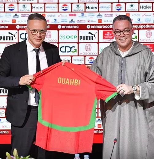 Xavi e Iniesta fueron vetados por el Rey de Marruecos: el gran motivo que los apartó de la selección