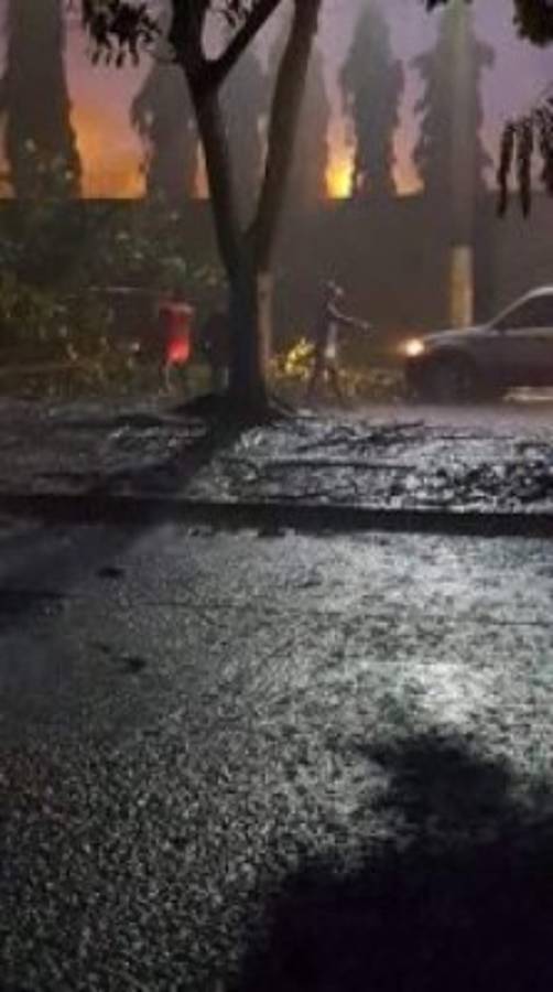 EN FOTOS: Fuerte tormenta eléctrica desata caos en San Pedro Sula