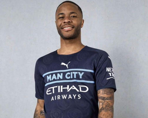 Sin escudos en el pecho: las revolucionarias camisas de Puma de las que todos hablan; 'Todas son horribles'