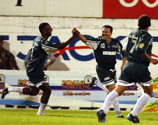 ¡Puro Tiburón! Las fotos históricas del Platense en sus 60 años de haberse fundado