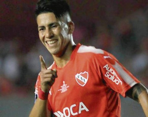 Diario AS pone al hondureño Cristian Cálix como uno de los mejores fichajes de la Liga MX