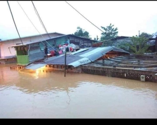 La tormenta Iota golpea a Colombia; Cartagena de Indias, bajo el agua