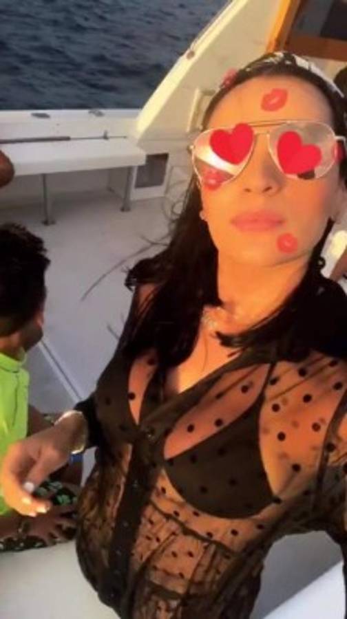 FOTOS: Las vacaciones de Emilio Izaguirre junto a su familia en Roatán