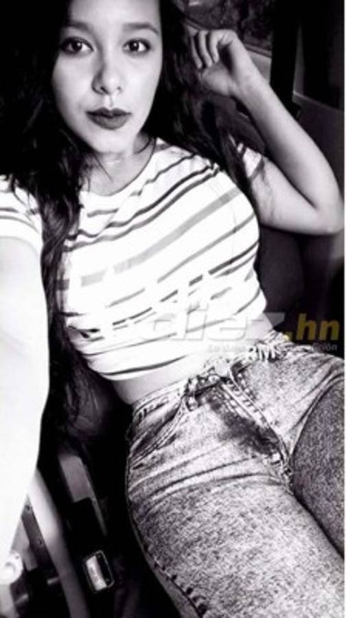 Las candentes fotos con la que esta sexy aficionada alienta al Motagua en la final