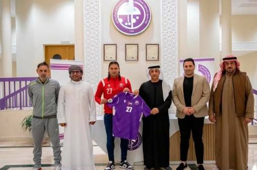 ¡Se sacó la lotería! El jugoso salario del ‘Gullit’ Peña en Emiratos Árabes tras su breve paso por el Vida de Honduras