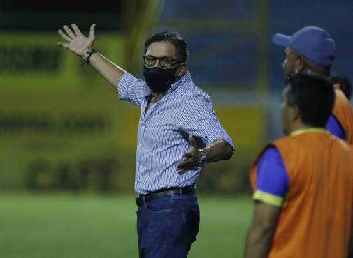 El blog de Gaspar Vallecillo: “Lo que vemos en el Victoria de Salomón Nazar; gestar, jugar y ganar”