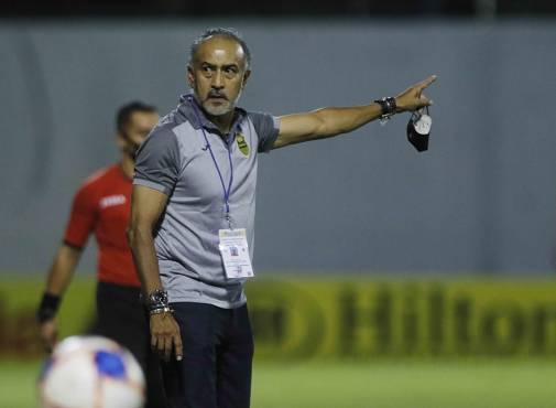 Raúl “Potro” Gutiérrez explica su salida del Real España y la exigencia que tuvo en Honduras por ser un DT mexicano