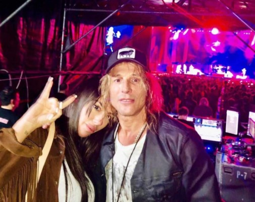 Claudio Caniggia confirmó que se va a comprometer con su infartante novia Sofía Bonelli&nbsp;&nbsp;
