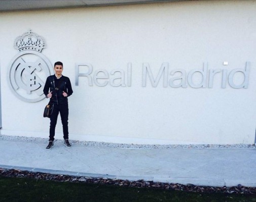 Shanta Ronaldo, el joven que gasta miles de dólares por parecerse a Cristiano