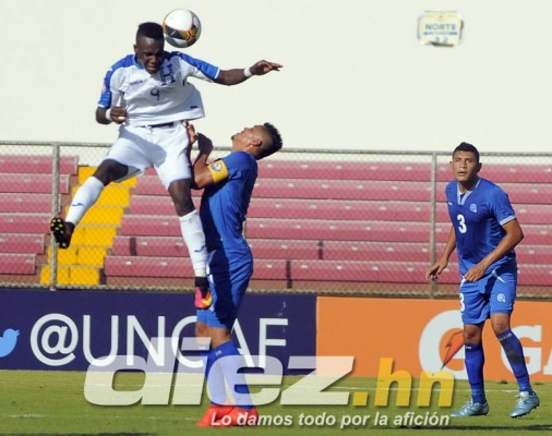 FOTOS: Lo que no viste por TV del triunfo de Honduras ante El Salvador