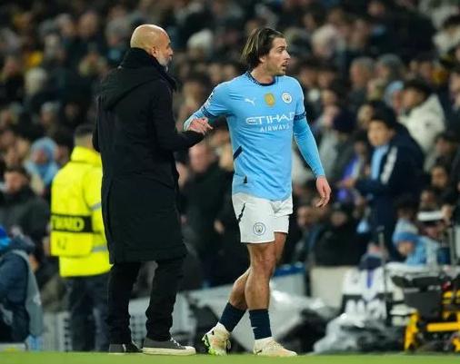 Pep Guardiola se carga a otra figura del Manchester City: el fichaje más caro del club dice adiós