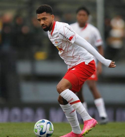 ¿Dónde está el fichaje “fantasma” del Barcelona? Costó 10 millones de euros, nunca fue presentado y solo jugó 17 minutos