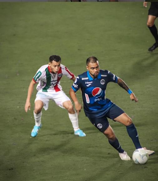 ¿A qué se dedica ahora? José Escalante se retiró como futbolista profesional con 29 años, pero ya tiene nuevo trabajo