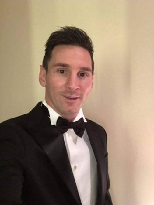 Messi eligió un traje formal y elegante para gala del Balón de Oro