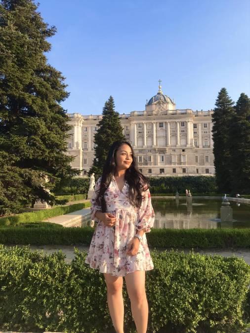 ¿Quién es y cómo la ficharon? Deyni Menjívar, la hondureña que trabaja con el Real Madrid desde el Bernabéu