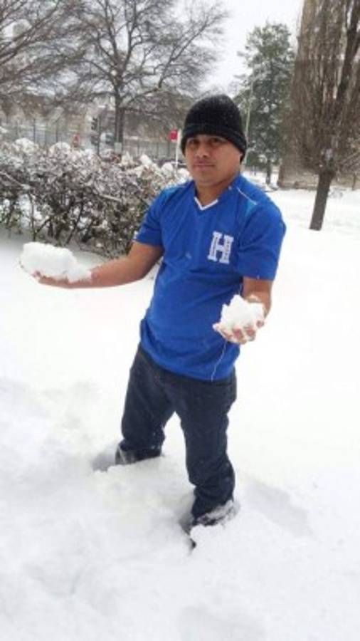 Fotos: Así viven hondureños la gran nevada en Estados Unidos