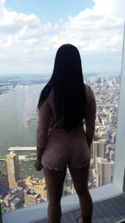 ¿Qué fue de Mabiza Caravante, la sexy modelo y bella aficionada de Real España?