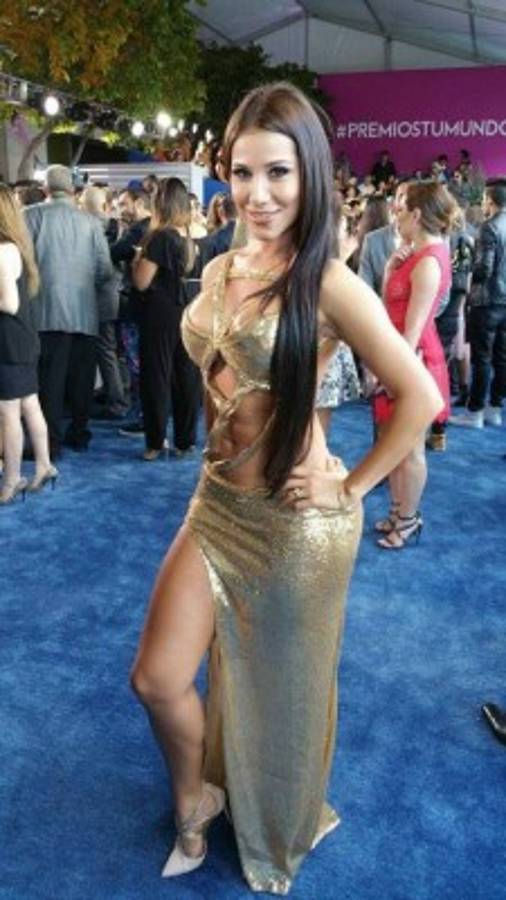 ¡Qué linda! Así es Melissa Mora, la hermosa tica que anima la Copa América