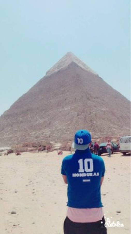 Los futbolistas hondureños que han convertido su nombre en una marca