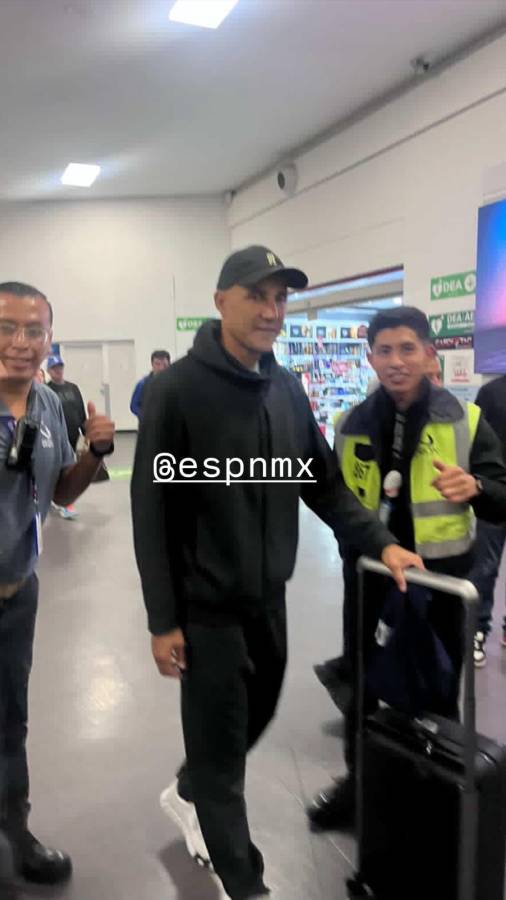Keylor Navas fue recibido por afortunado personaje: así fue la llegada del tico a México para fichar por Pumas UNAM