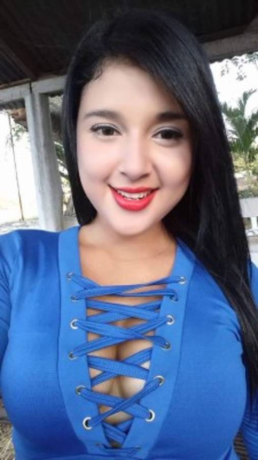 FOTOS: Así es Jeimi, la sexy aficionada de Marathón que enamora en los estadios