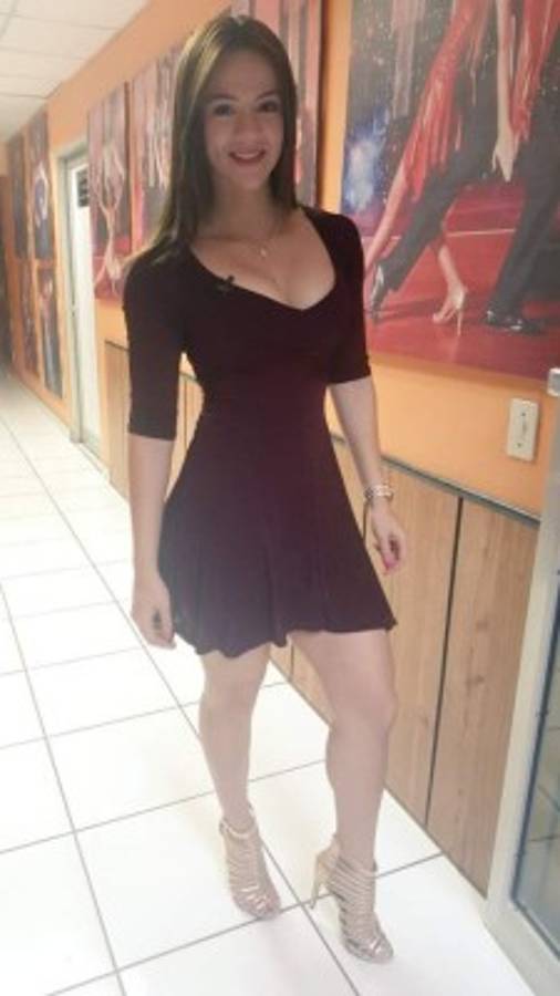 ¿Quién es Isabel Zambrano, la hermosa y sexy chica de los deportes en Televicentro?