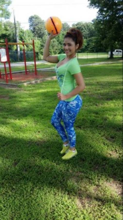 Cecilia Landa, una de las chicas más bellas del clásico capitalino