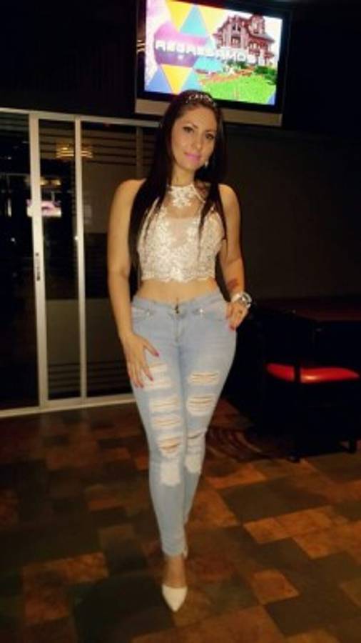 Así es Ariana Herchi, la escultural hondureña que fichó Marathón