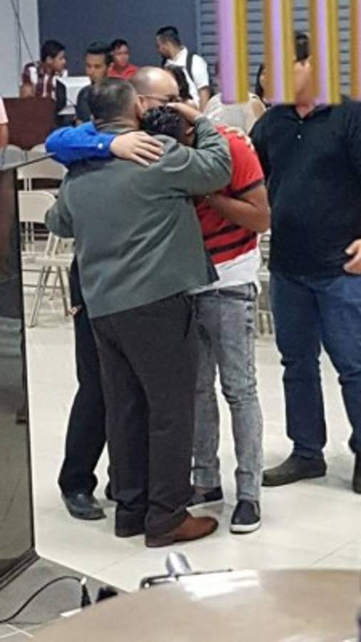 Pastores y sacerdote: Los futbolistas hondureños que entregaron su vida a Dios