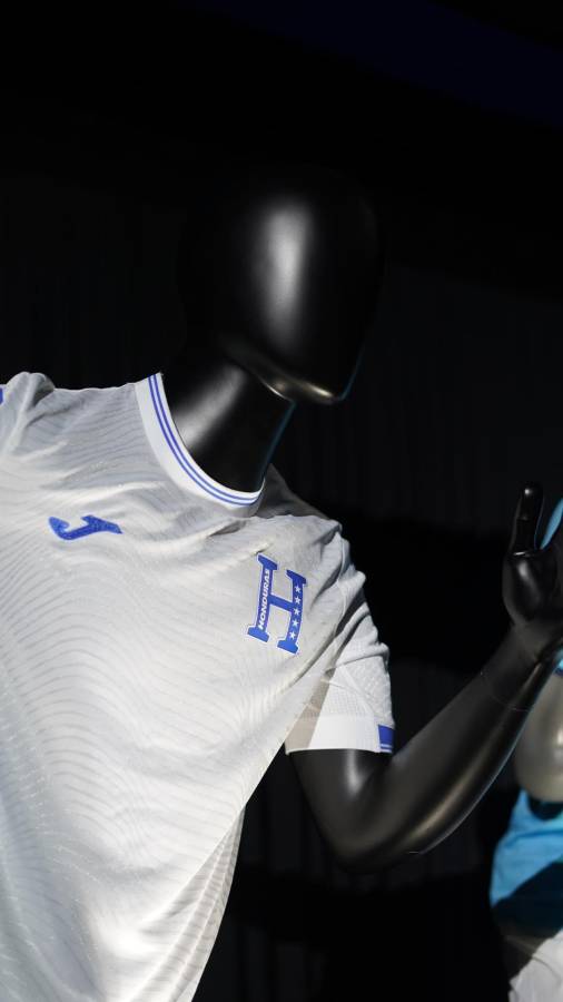 Así ha sido la evolución de los uniformes que ha utilizado la Selección de Honduras en las eliminatorias mundialistas
