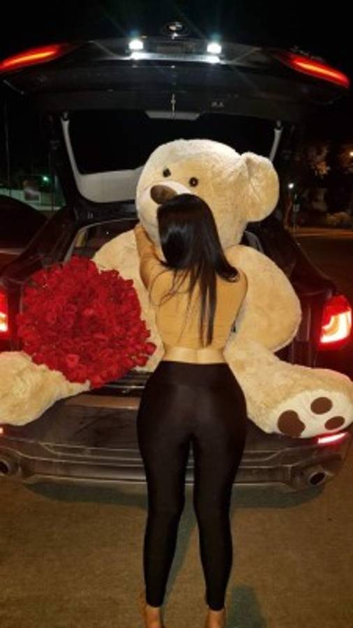 Las últimas fotos de Ariana Herchi que incendian las redes