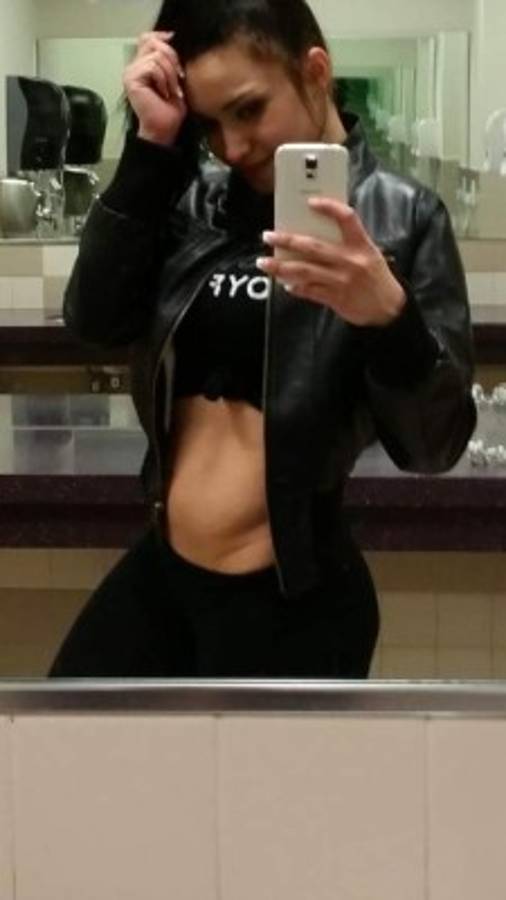 ¿Qué fue de Mabiza Caravante, la sexy modelo y bella aficionada de Real España?