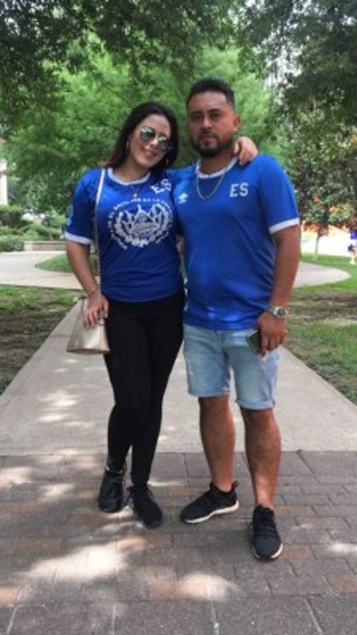 Copa Oro: Hondureños y salvadoreños engalanan el BBVA Compass de Houston