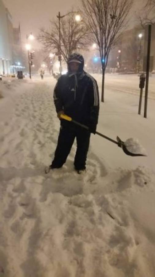 Fotos: Así viven hondureños la gran nevada en Estados Unidos