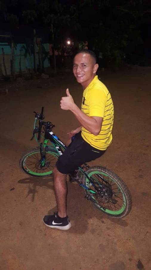 FIFA lo llamó el doble de Roberto Carlos: así es la vida del hondureño que fue engañado y estafado en México