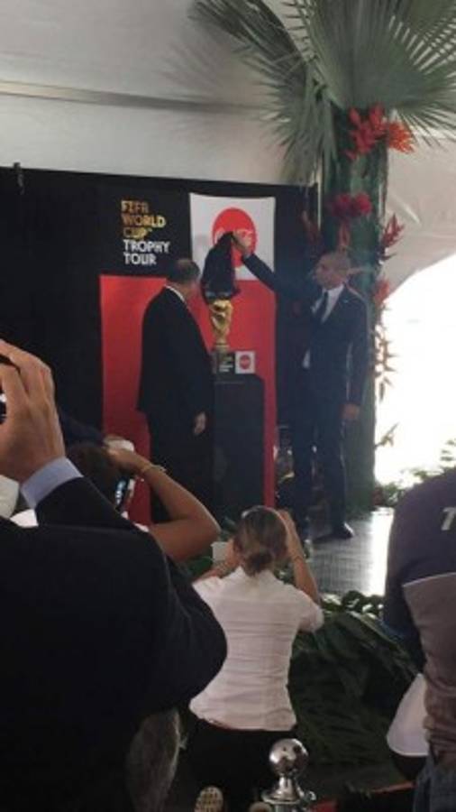 COBERTURA ESPECIAL: Costa Rica recibió a la Copa del Mundo y a Trezeguet