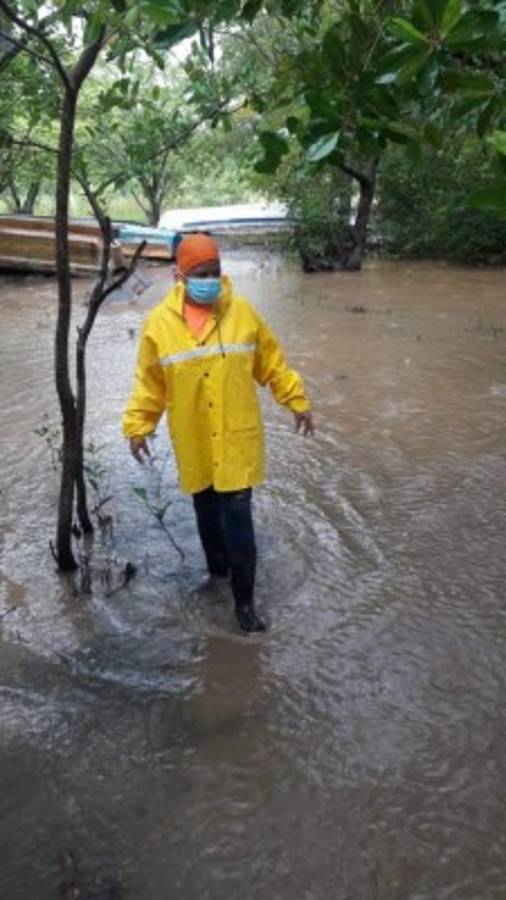 Huracán ETA: Comienzan a evacuar personas en zonas de alto riesgo en Honduras