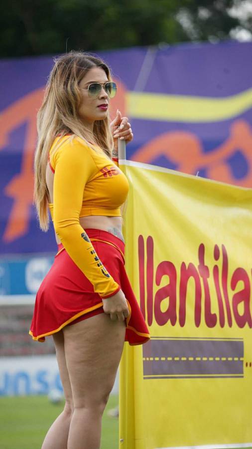 La chica de blanco que eclipsó a todos, el cevichito caro, pero rico, y el jugador que sorprendió al Marathón